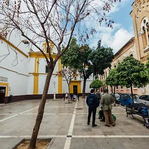 Stunning And Colorful- 4bd 2bth- Santa Cruz Apartment Seville